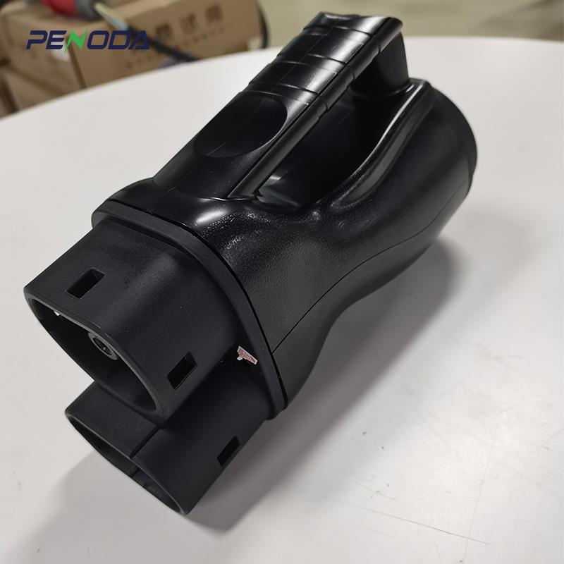 PENODA EV Fast Charging IP54 D - Gb/T To Ccs2 200A Fast Charging Adapter 评论和价格